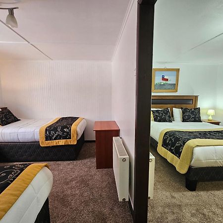 Hotel Forjadores Del Cabo De Hornos Пуерто-Вільямс Екстер'єр фото